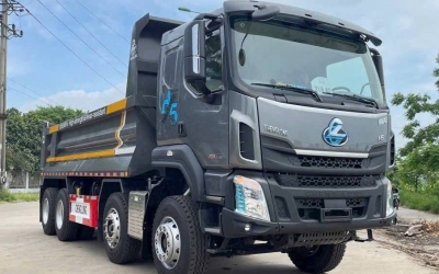 XE BEN CHENGLONG 4 CHÂN - CẦU LÁP - MÁY 360HP - CABIN H5